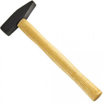 Молоток 400 гр. деревянная ручка Вихрь