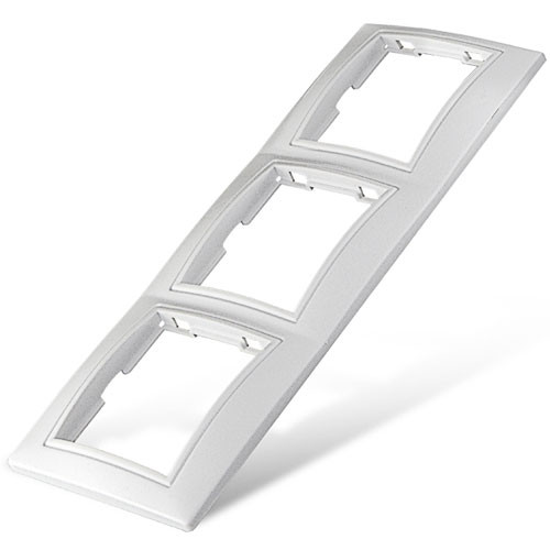 Рамка тройная UNIVersal Севиль белый