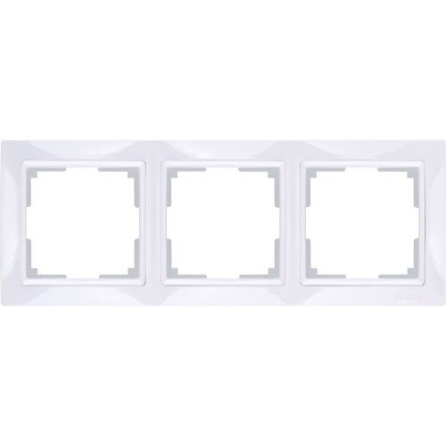 Рамка тройная Werkel Basic белая