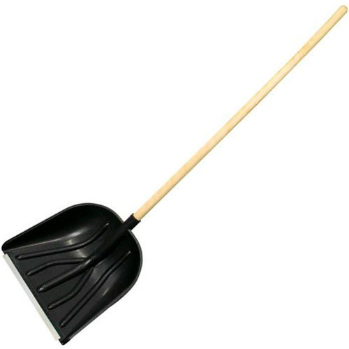 Лопата снеговая Купец 410*460 мм с планкой и деревянным черенком
