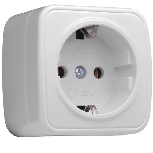 Розетка одинарная открытой установки с заземлением белая (EKF Минск)