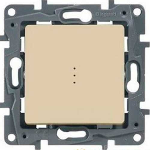 Выключатель проходной одноклавишный с подсветкой СП Legrand Etika слоновая кость